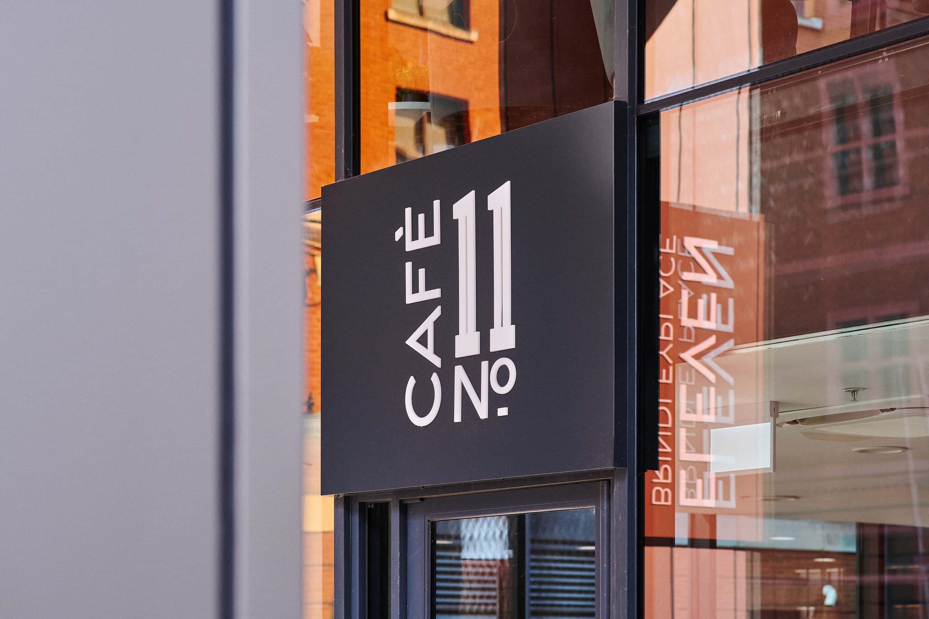 175- 11 BRINDLEYPLACE LOW RES